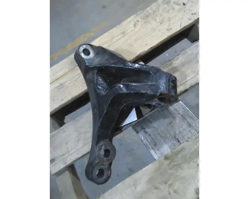 DETROIT DD15 ENGINE MOUNTS, ENGINE (REAR)