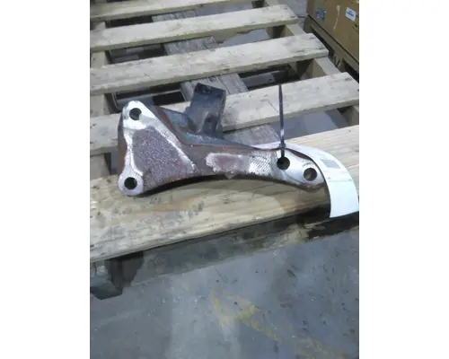 DETROIT DD15 ENGINE MOUNTS, ENGINE (REAR)