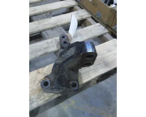 DETROIT DD15 ENGINE MOUNTS, ENGINE (REAR)