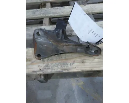 DETROIT DD15 ENGINE MOUNTS, ENGINE (REAR)