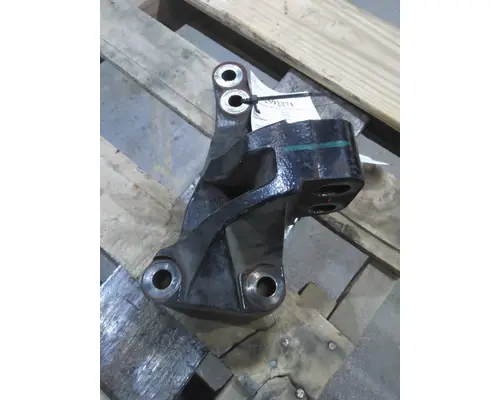 DETROIT DD15 ENGINE MOUNTS, ENGINE (REAR)