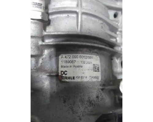 DETROIT DD15 ENGINE OIL COOLER