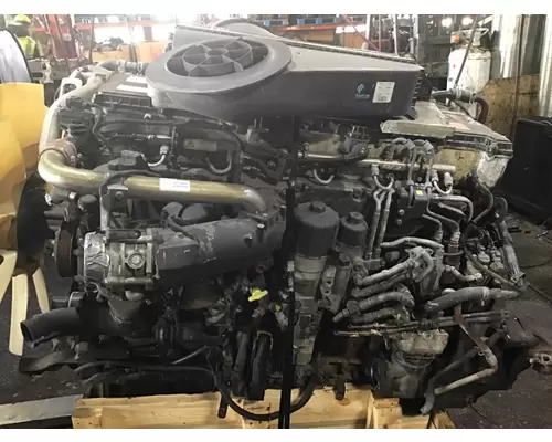 DETROIT DD15 Engine Assembly