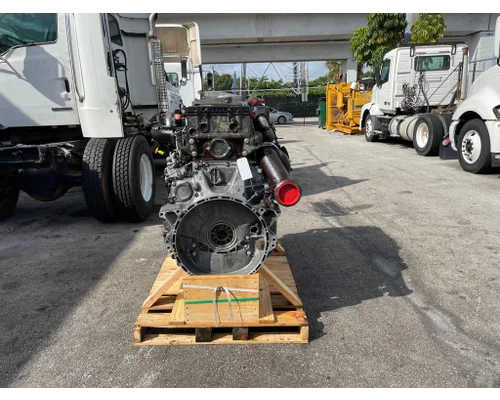DETROIT DD15 Engine Assembly