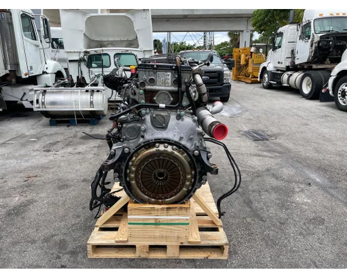 DETROIT DD15 Engine Assembly