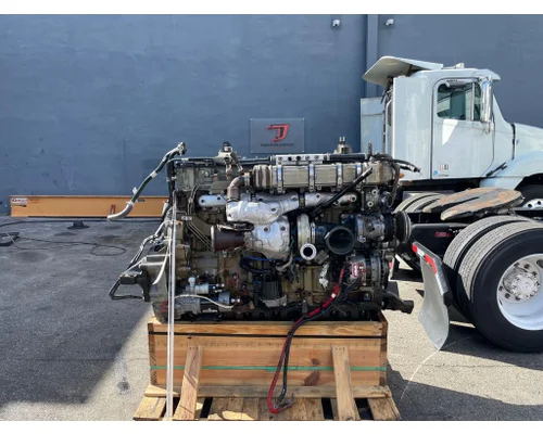 DETROIT DD15 Engine Assembly