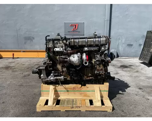 DETROIT DD15 Engine Assembly