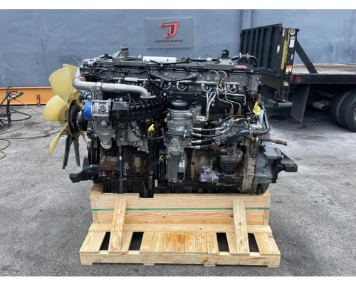 DETROIT DD15 Engine Assembly