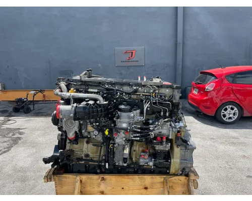 DETROIT DD15 Engine Assembly