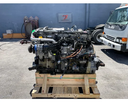 DETROIT DD15 Engine Assembly