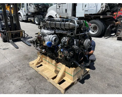 DETROIT DD15 Engine Assembly