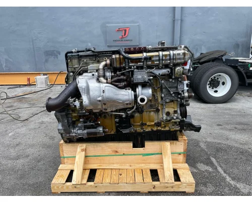 DETROIT DD15 Engine Assembly