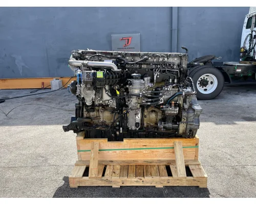 DETROIT DD15 Engine Assembly