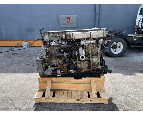 DETROIT DD15 Engine Assembly