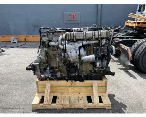 DETROIT DD15 Engine Assembly