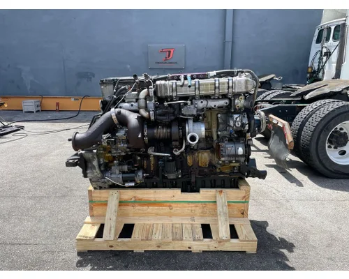 DETROIT DD15 Engine Assembly