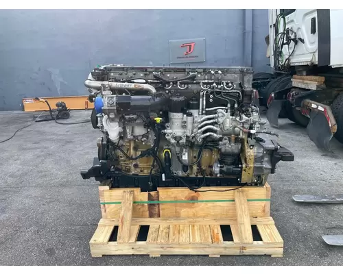 DETROIT DD15 Engine Assembly