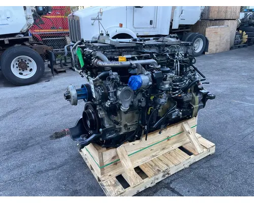DETROIT DD15 Engine Assembly