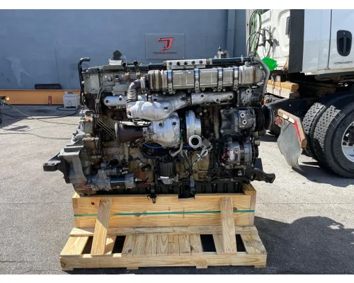 DETROIT DD15 Engine Assembly