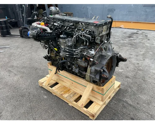 DETROIT DD15 Engine Assembly