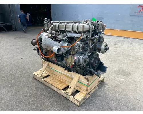 DETROIT DD15 Engine Assembly