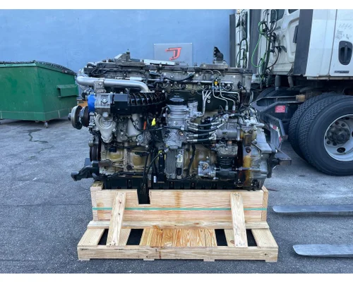 DETROIT DD15 Engine Assembly