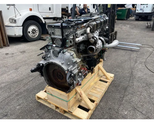 DETROIT DD15 Engine Assembly