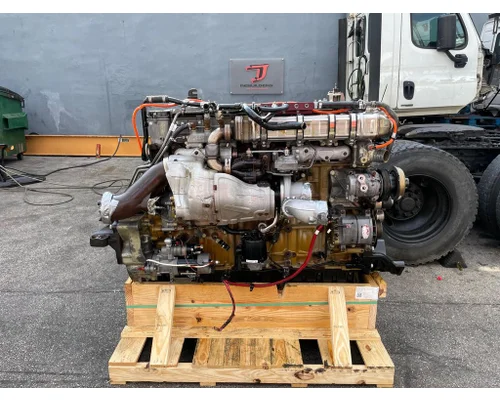 DETROIT DD15 Engine Assembly