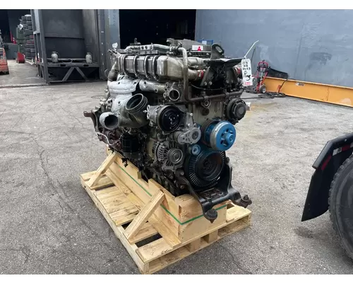 DETROIT DD15 Engine Assembly