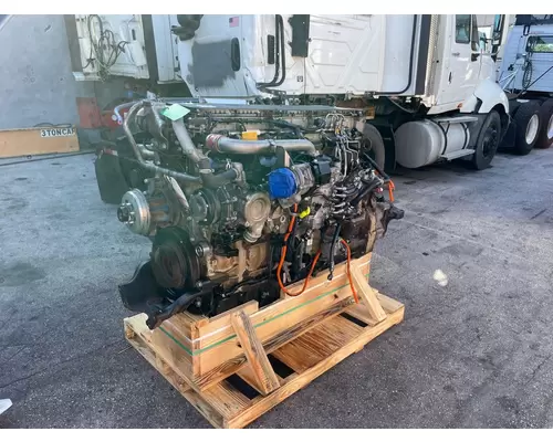 DETROIT DD15 Engine Assembly