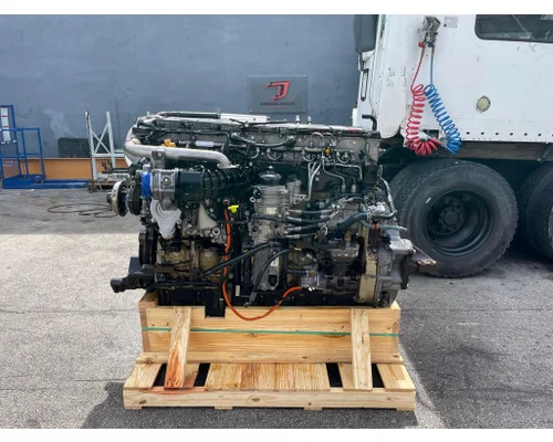 DETROIT DD15 Engine Assembly
