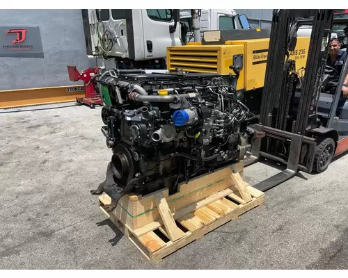 DETROIT DD15 Engine Assembly