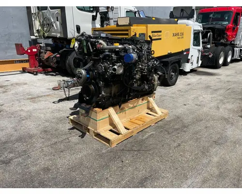 DETROIT DD15 Engine Assembly