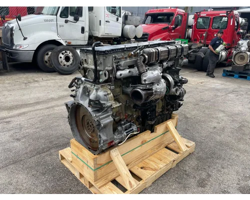 DETROIT DD15 Engine Assembly