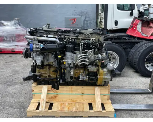 DETROIT DD15 Engine Assembly