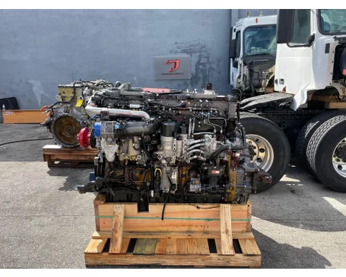 DETROIT DD15 Engine Assembly