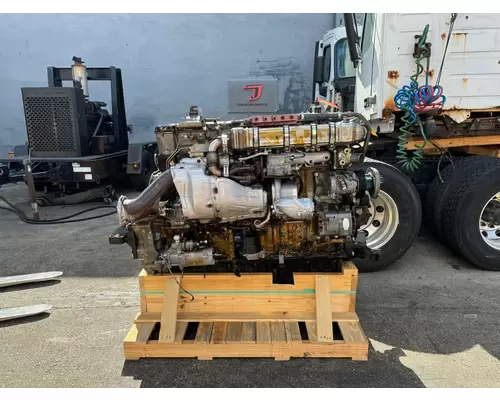 DETROIT DD15 Engine Assembly