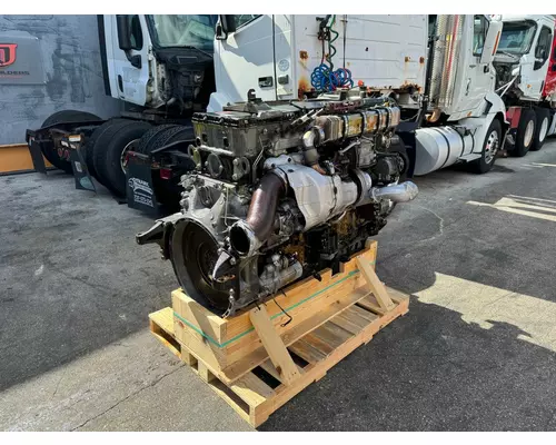 DETROIT DD15 Engine Assembly