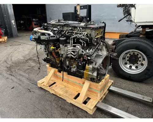 DETROIT DD15 Engine Assembly