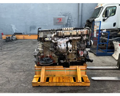 DETROIT DD15 Engine Assembly