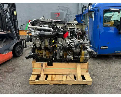 DETROIT DD15 Engine Assembly
