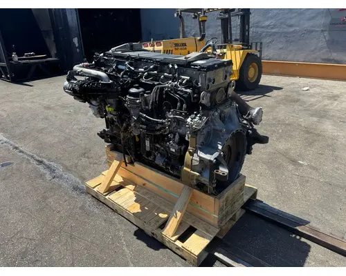 DETROIT DD15 Engine Assembly