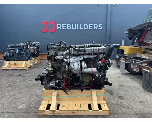 DETROIT DD15 Engine Assembly