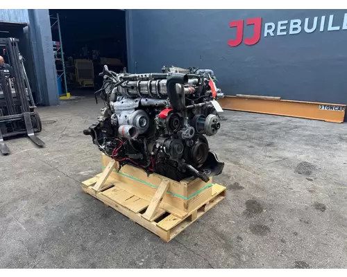 DETROIT DD15 Engine Assembly