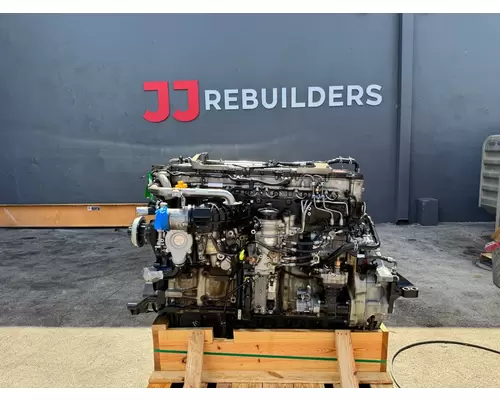 DETROIT DD15 Engine Assembly