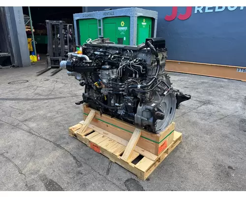 DETROIT DD15 Engine Assembly