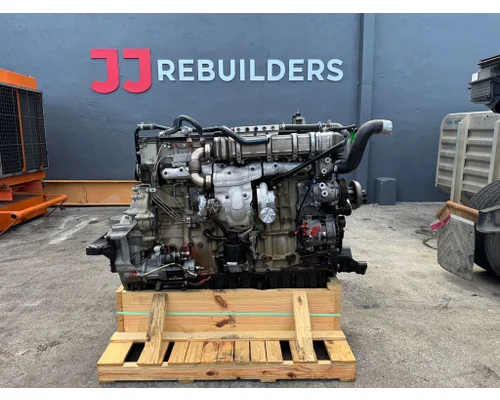DETROIT DD15 Engine Assembly
