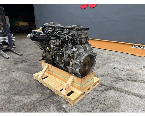 DETROIT DD15 Engine Assembly