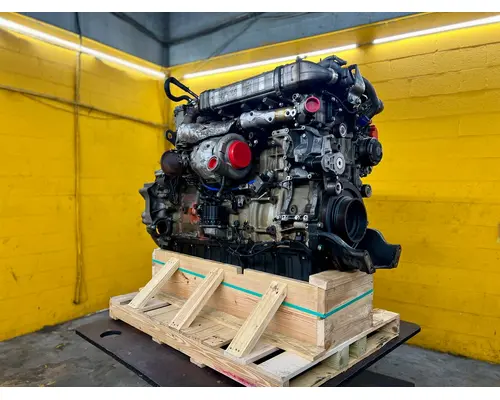 DETROIT DD15 Engine Assembly