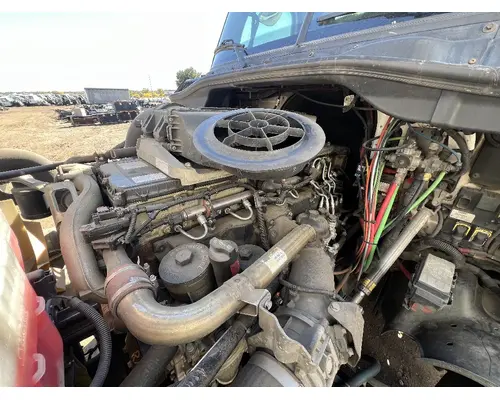 DETROIT DD15 Engine Assembly